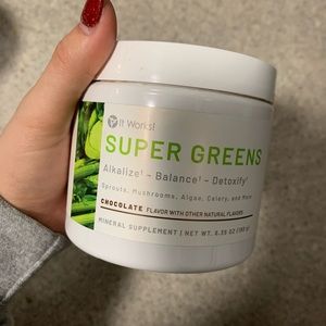 It Works! Chocolate Greens